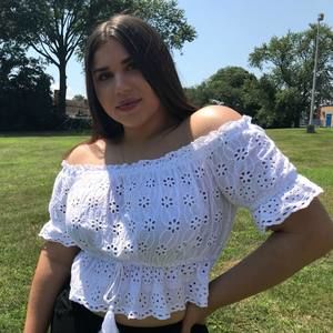 Meet your Posher, Maria